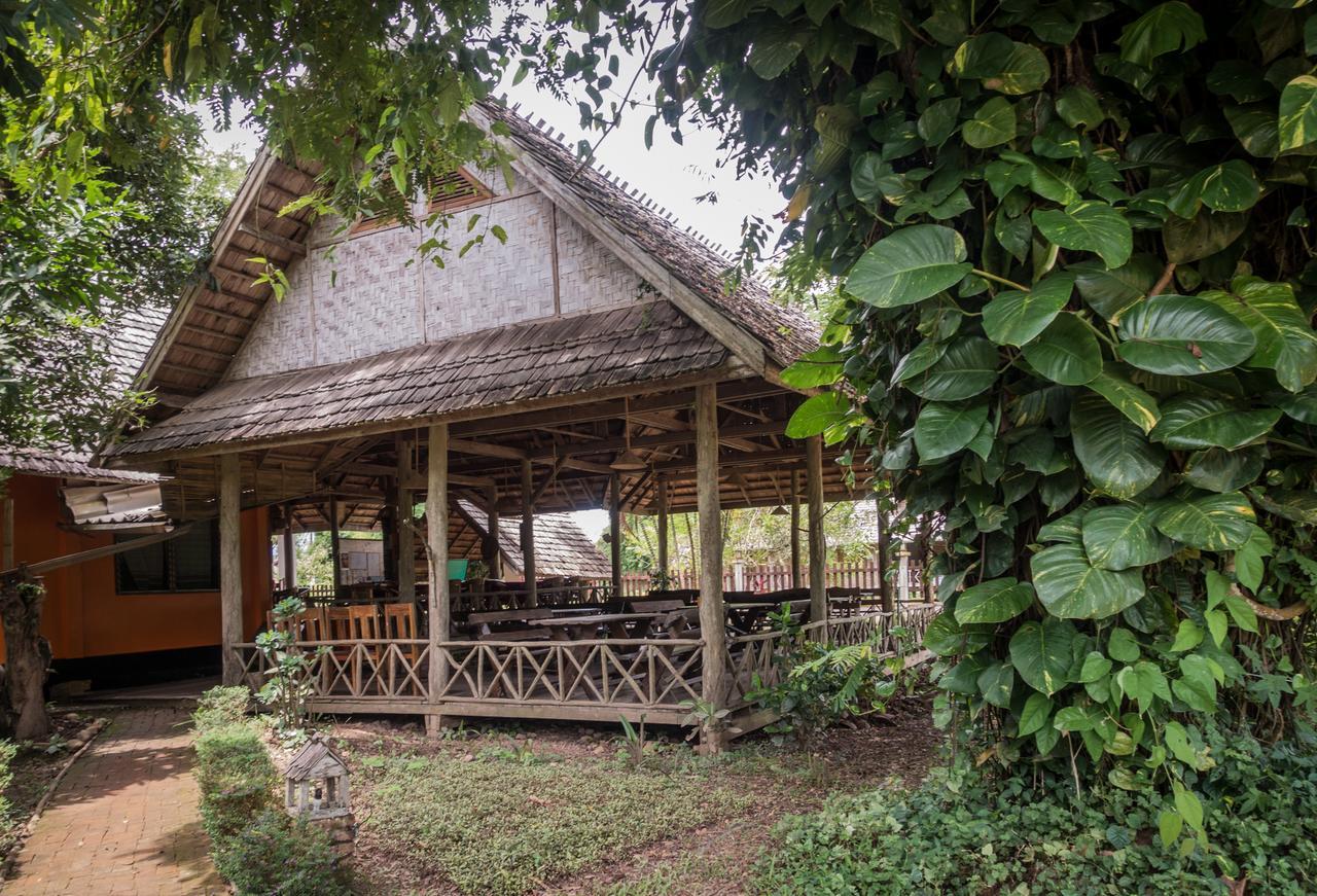 The Boat Landing Hotell Luang Namtha Exteriör bild